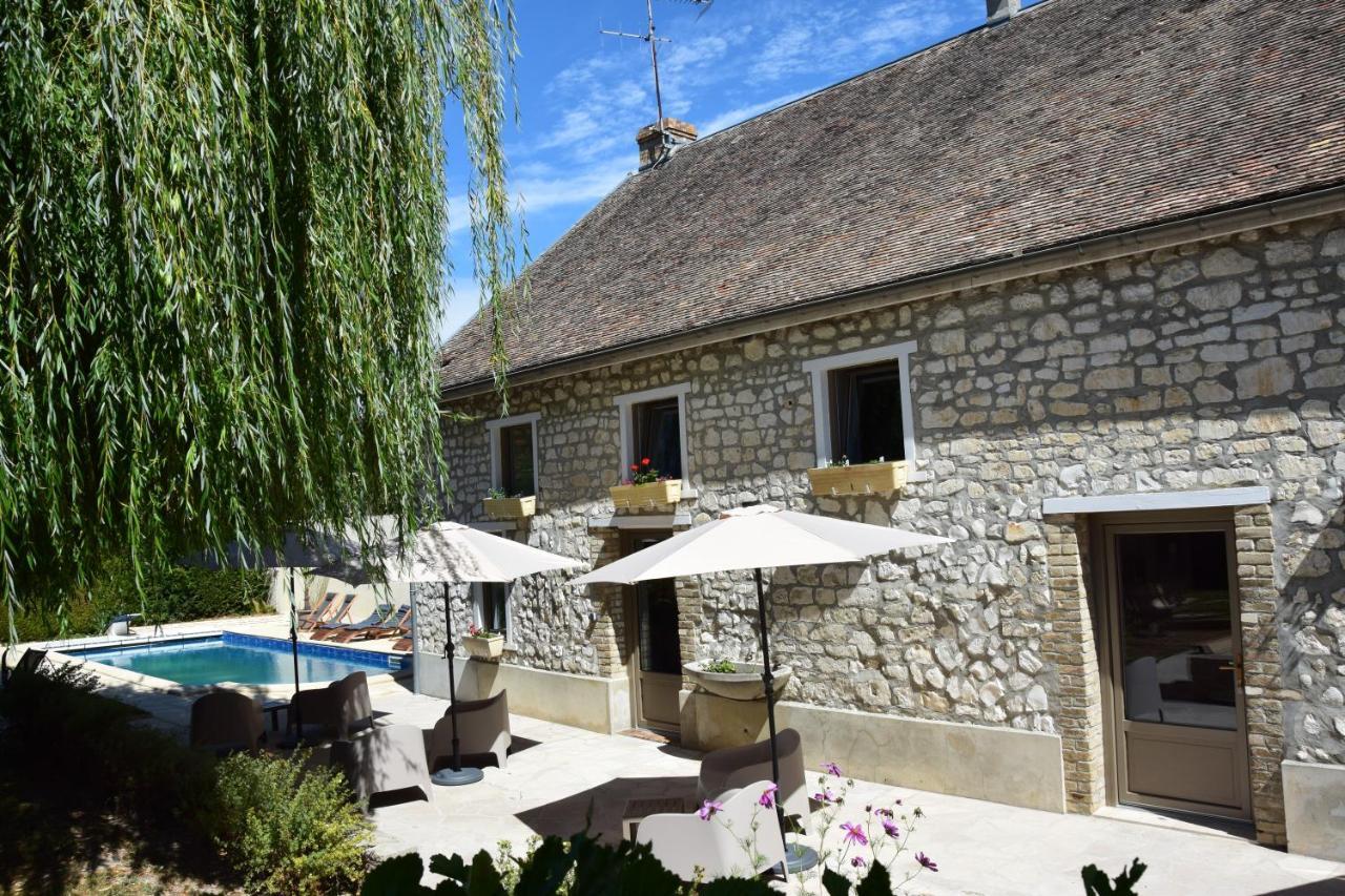 Au Fil De L'O Bed and Breakfast Bisseuil Exteriör bild