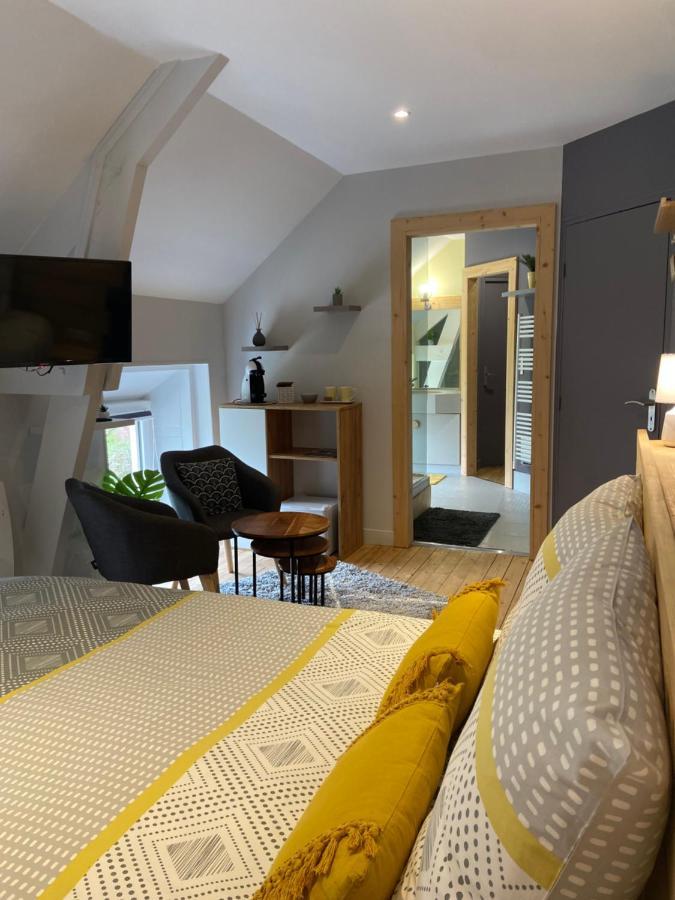 Au Fil De L'O Bed and Breakfast Bisseuil Exteriör bild